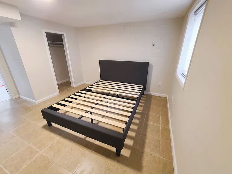 5301 Powhatan St — Photo 15