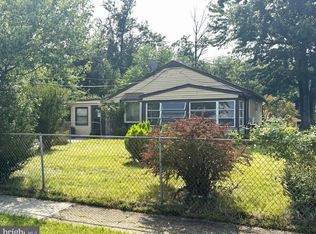 11 Dorset Dr, Ewing, NJ 08618