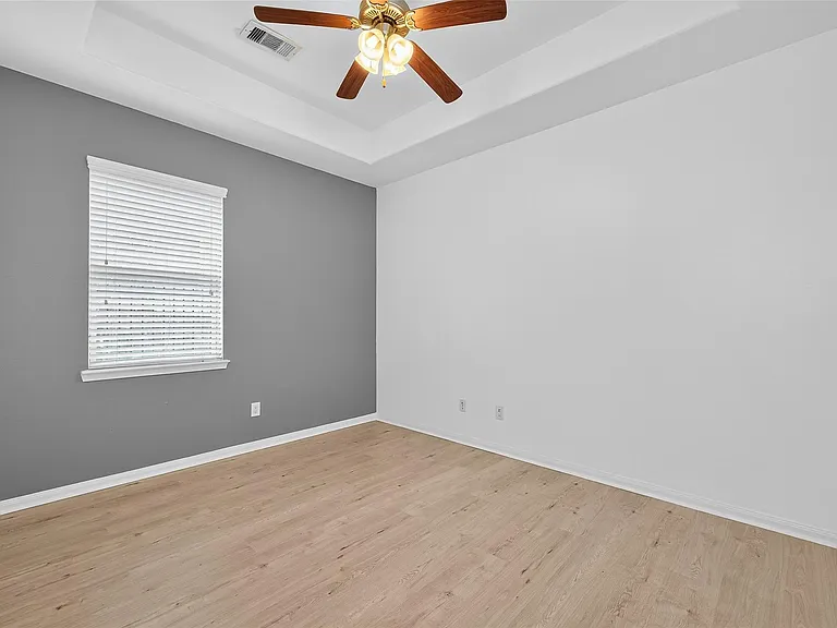 83 W Wading Pond Cir — Photo 9