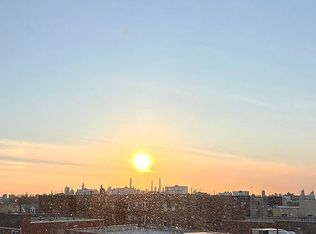 28-03 43rd St #21, Astoria, NY 11103