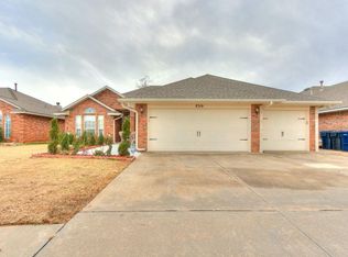 8316 NW 77th St, Oklahoma City, OK 73132