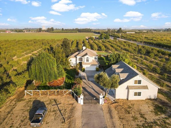 4972 Walnut Rd, Hughson, CA 95326