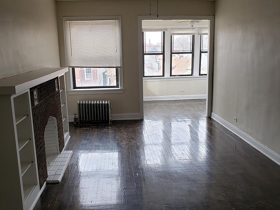 2nd image of 2417 N Monticello Ave