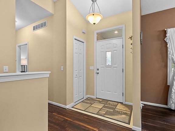 2nd image of 7835 Harvest Ln
