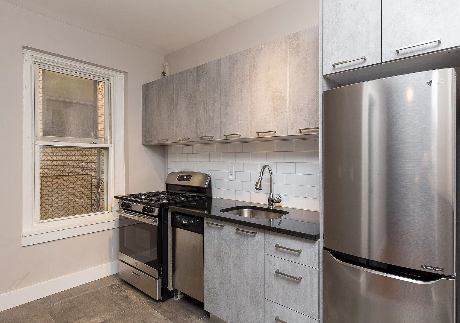 711 Saint Marks Ave — Photo 2
