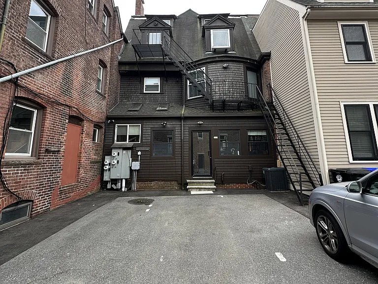 1798 Beacon St #12 — Photo 15
