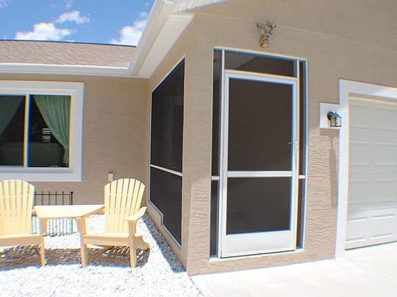 2nd image of 6245 Collier St