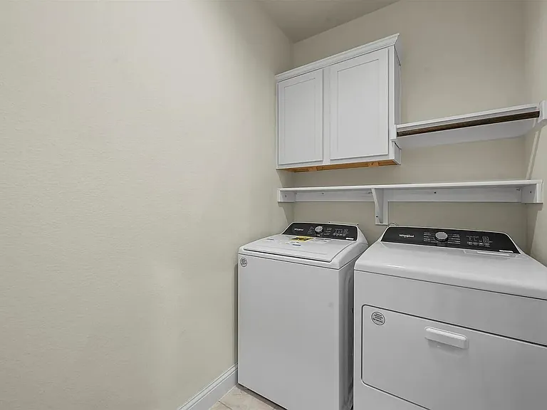 6100 Brunswick Dr — Photo 9
