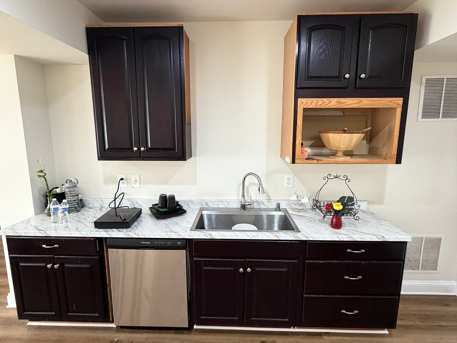 2 bed, 3788 sqft, $2,000 — Photo 2