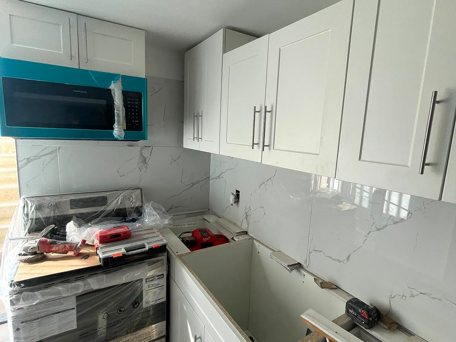 2 bed, 563 sqft, $1,400 — Photo 2