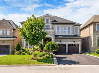 24 Haywood Dr, Brampton, ON L6X0W1