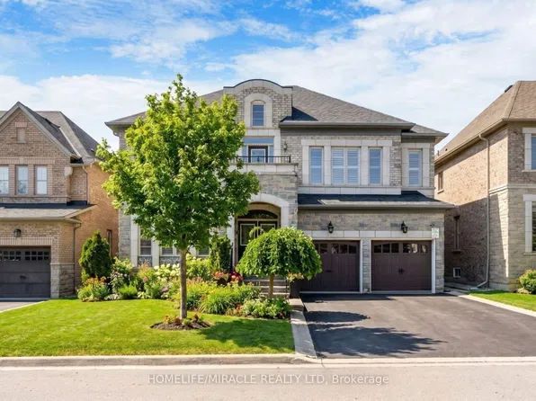 24 Haywood Dr, Brampton, ON L6X 0W1