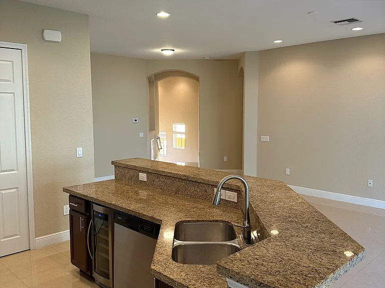 12805 NW 83rd Ct #23 — Photo 5