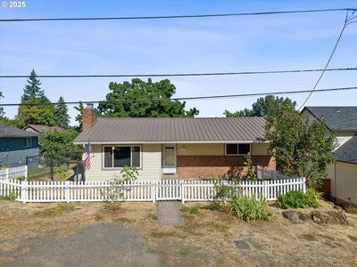 211 Main St, Dayton, OR, 97114