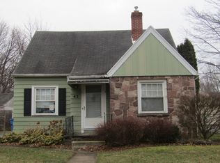 43 Burling Rd, Rochester, NY 14616