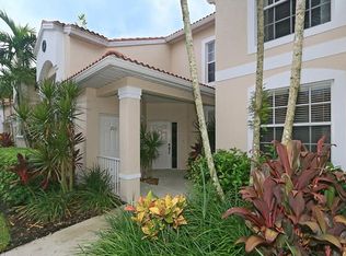 2910 Cypress Trace Cir APT 103, Naples, FL 34119