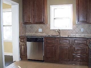 4th image of 1408 W 73rd St