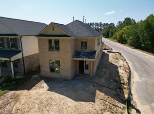 10123 Macon Rd, Cordova, TN 38018