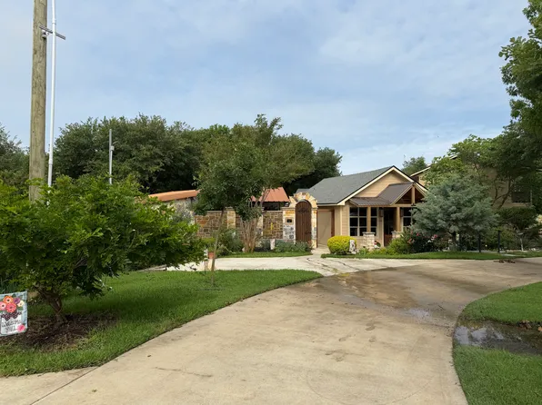 2453 Bottoms East Rd, Troy, TX 76579