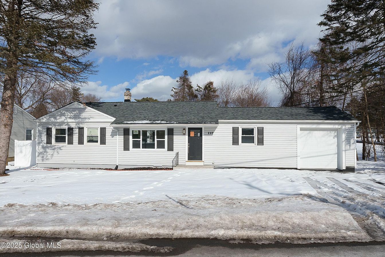 1st image of 237 Old Niskayuna Road