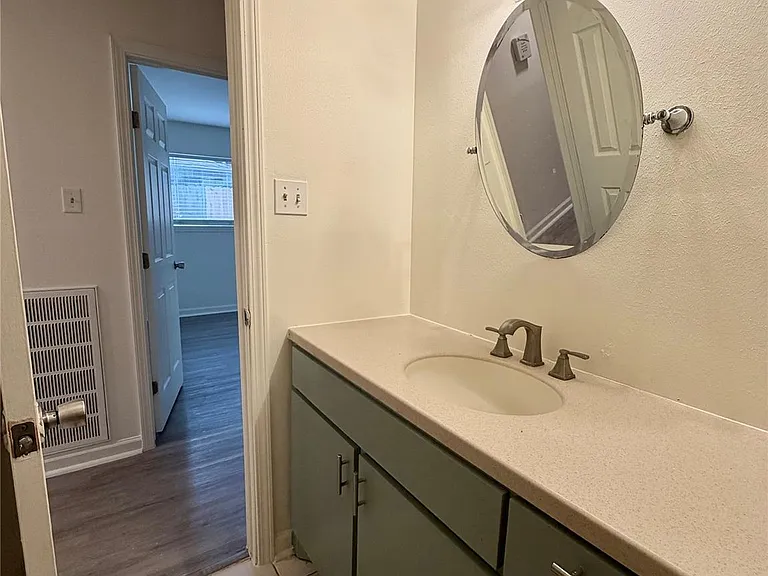 5422 Winding Way Dr — Photo 18