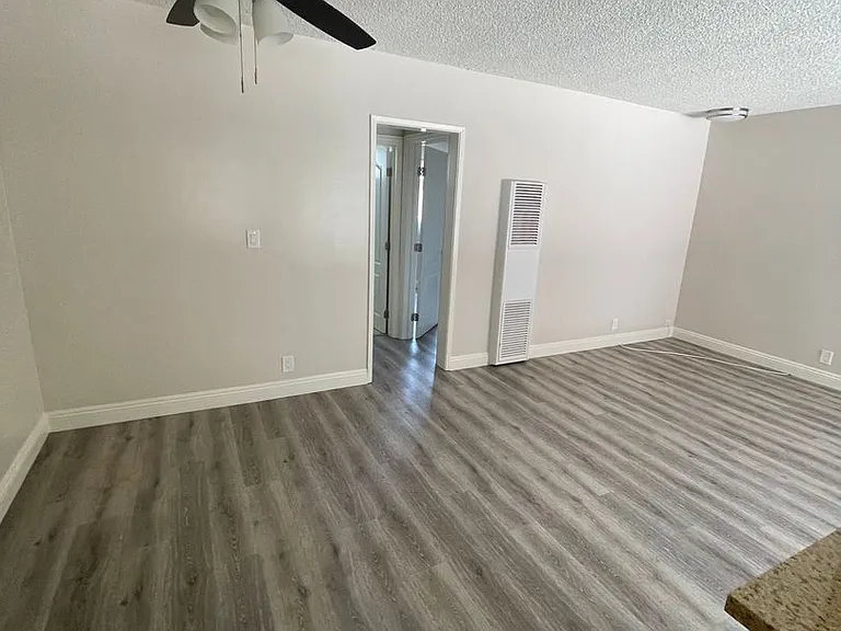 1027 S Atlantic Blvd — Photo 9