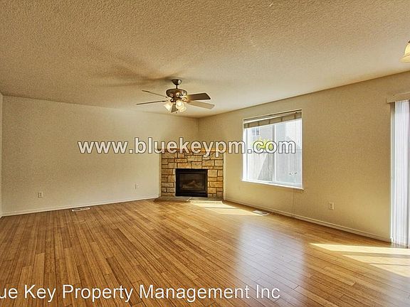 3rd image of 15015 NE 70th St