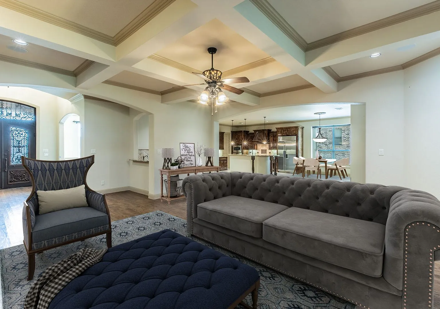 Stunning 2-Story 5/5/3 in Frisco Ready for Move-In! — Photo 4