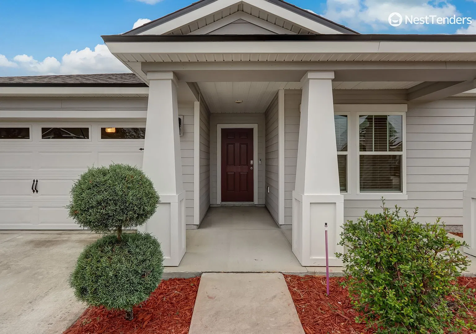 Three Bedroom Beauty in Yulee's Nassau Crossing! — Photo 2