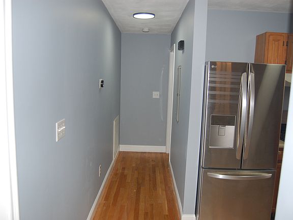 2nd image of 610 Washington Ave