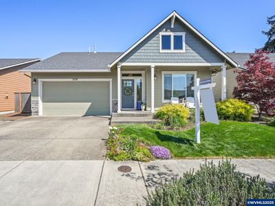 379 Hummingbird St NE, Albany, OR, 97322