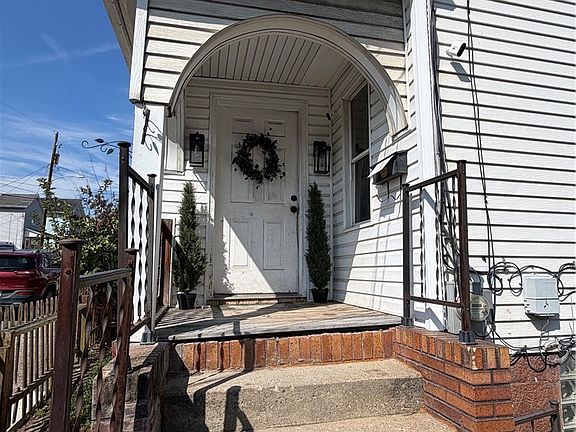 3rd image of 478 7th St
