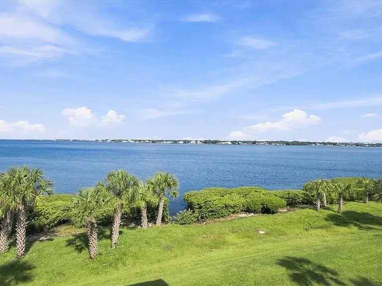 920 Tidewater Shores Loop #307 — Photo 16