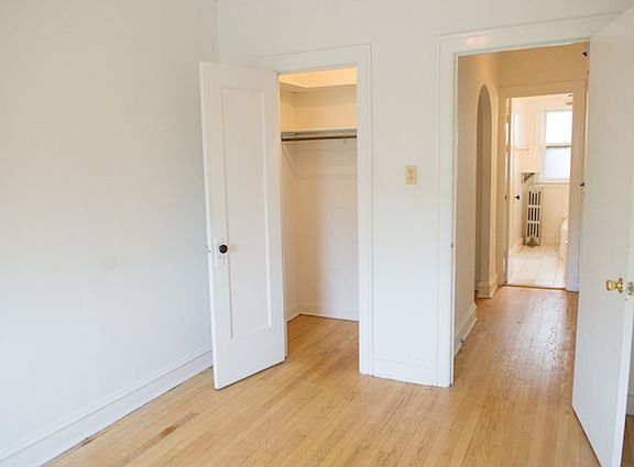 3rd image of 4500 N Ashland Ave #16083S