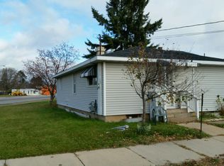314 E Stanton St, Iron Mountain, MI 49801