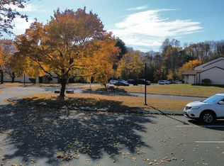 Canal Place, Weatogue, CT 06089