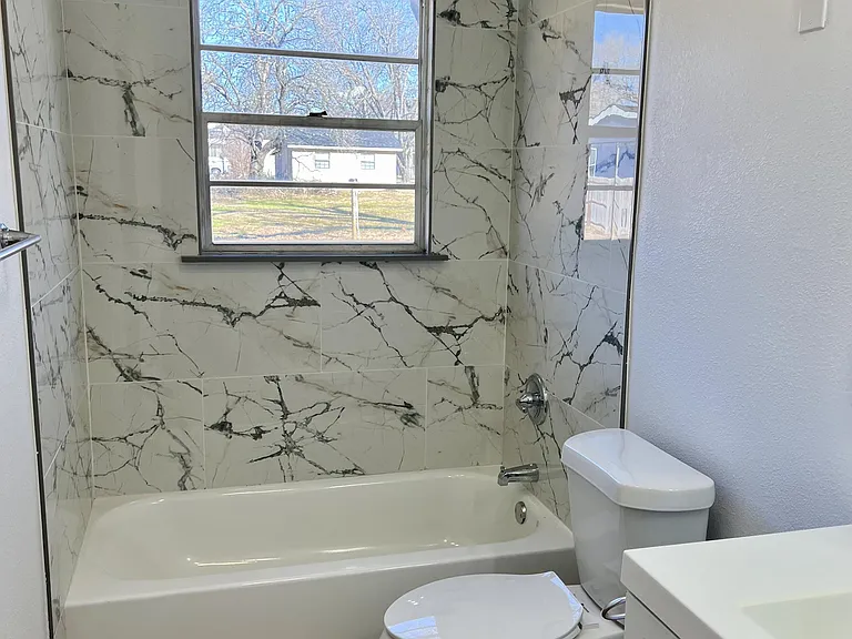 125 Murdock St — Photo 11