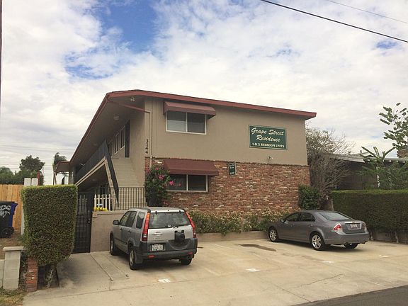 2nd image of 3144 Grape St APT 7