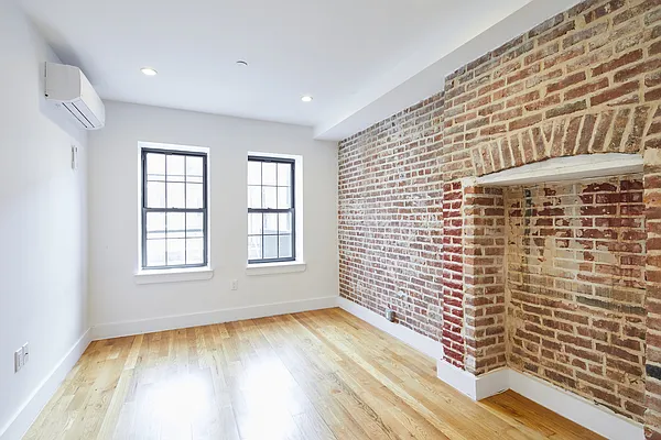 Rented by Venn NY Inc | media 13