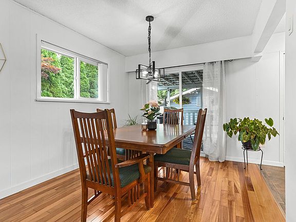 4th image of 11717 209th St