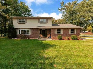 59559 Longbow Dr, Mishawaka, IN 46544