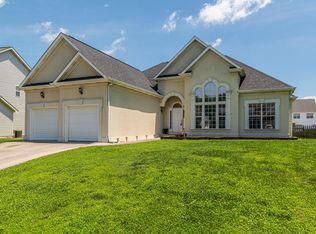 2042 Eliza Glynne Ln, Knoxville, TN 37931