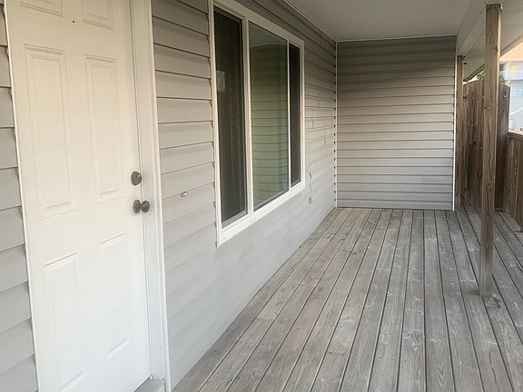 5th image of 3805 Schoolway Ave #3805