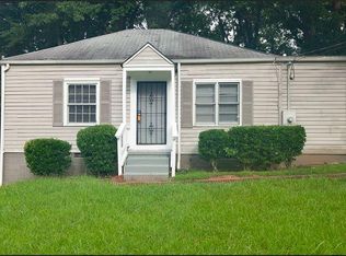 450 Forrest Ridge Dr NW, Atlanta, GA 30318