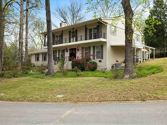 2nd image of 1407 Redbud Cir