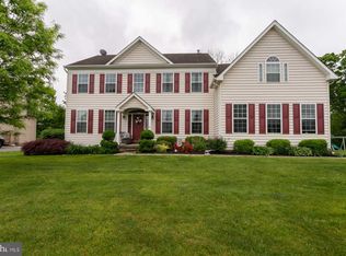 113 Fair Meadow Dr, Douglassville, PA 19518