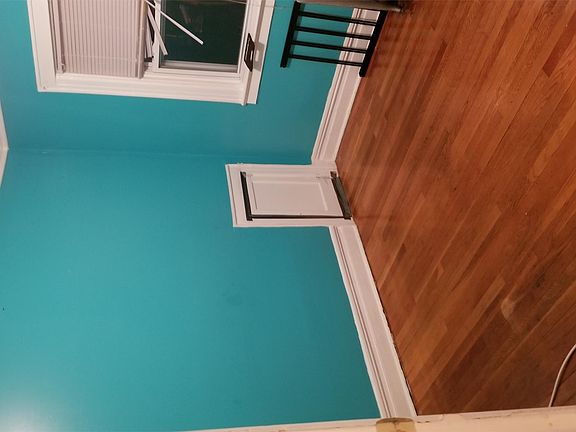 4th image of 522 S 10th Ave