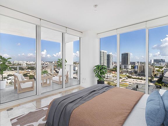 2nd image of 1040 Biscayne Blvd APT 1806