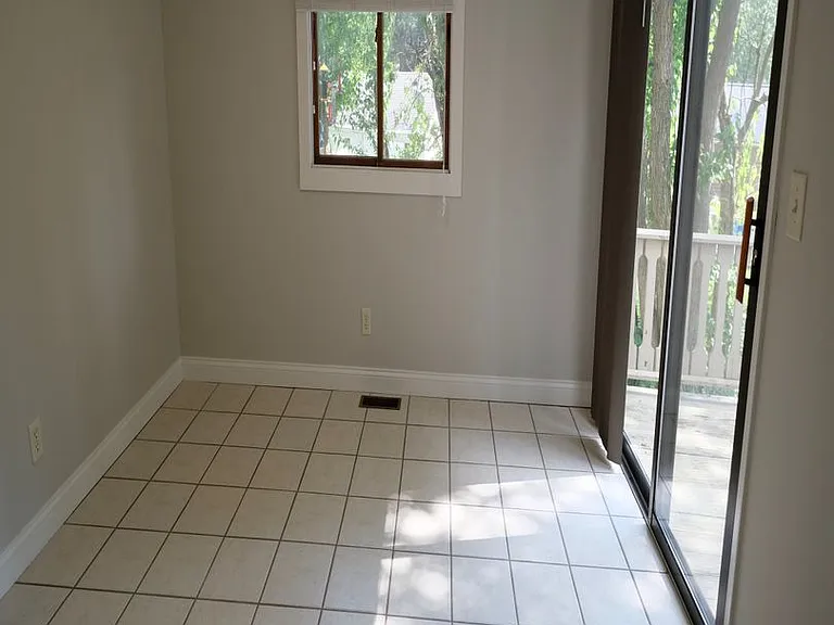 1307 Kingsridge Ct — Photo 11