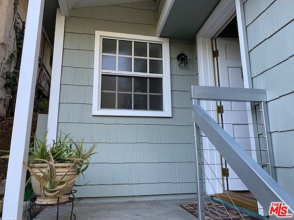 3rd image of 529 Brookside Ln